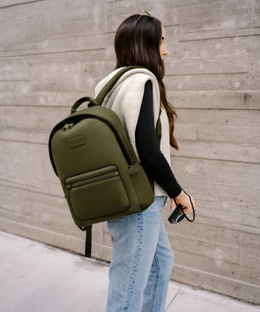 Dakota Backpack in Onyx, Medium